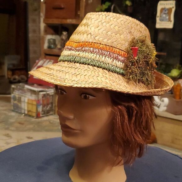 MCM Other - MCM straw woven Fedora hat golf feature